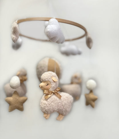 Baby Mobile "Schäfchen & Wolkenzauber"